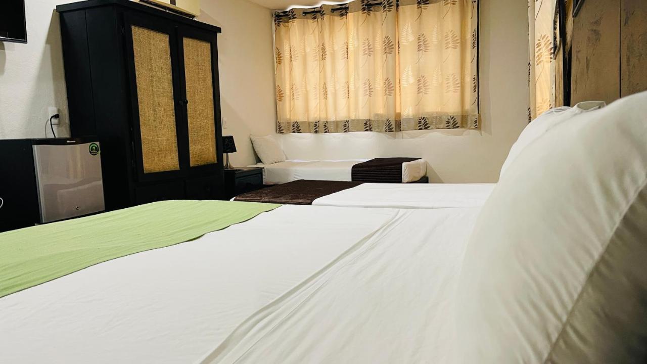 Hotel B&B - 5Th Avenue Playa del Carmen Luaran gambar A bedroom at the hotel